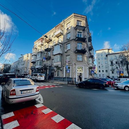 Kyiv Old Town Apartment Near Golden Gate Exteriör bild